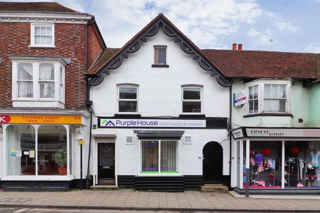 More details for 61 High St, Edenbridge - Retail to Rent
