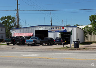 More details for 507 Magnolia Blvd, Magnolia, TX - Retail for Sale