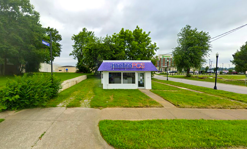 801 W 2nd St, Owensboro, KY for rent - Primary Photo - Image 1 of 3