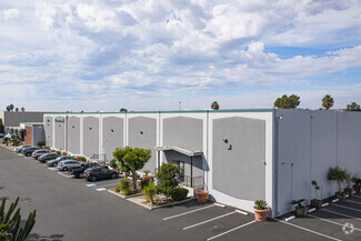 More details for 2677-2679 E El Presidio St, Long Beach, CA - Industrial for Rent