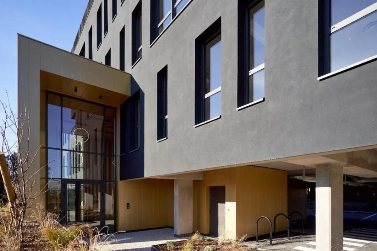 44 Chemin De La Bruyère, Dardilly to rent Building Photo- Image 1 of 29