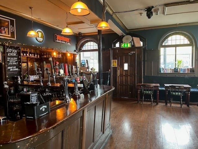 388 New Cross Rd, London to rent - Interior Photo - Image 3 of 14