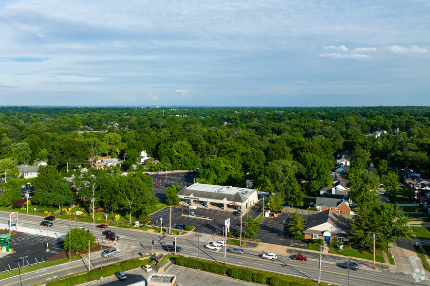 9800 Manchester Rd, Saint Louis, MO for rent - Aerial - Image 2 of 4