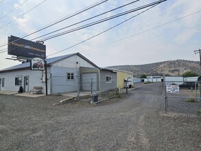 985 NW Madras Hwy, Prineville, OR for rent Building Photo- Image 1 of 13