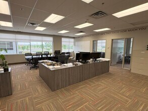 11505 35th St SE, Calgary, AB to rent Interior Photo- Image 1 of 5