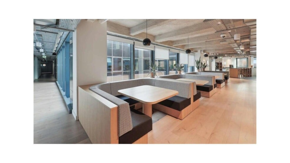 30 Terrasse Bellini, Puteaux to rent - Building Photo - Image 3 of 13