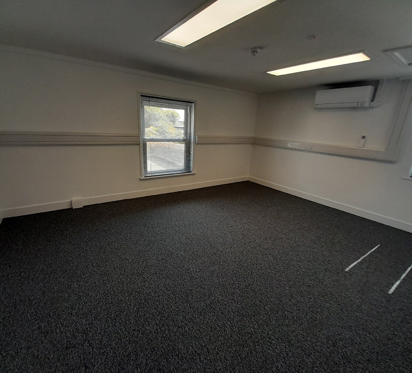 11 High St, Cambridge to rent Interior Photo- Image 1 of 3