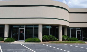 975 Cobb Place Blvd NW, Kennesaw, GA for rent Building Photo- Image 1 of 10