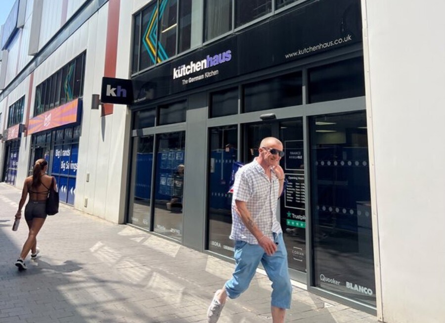 High St, Orpington to rent Building Photo- Image 1 of 1