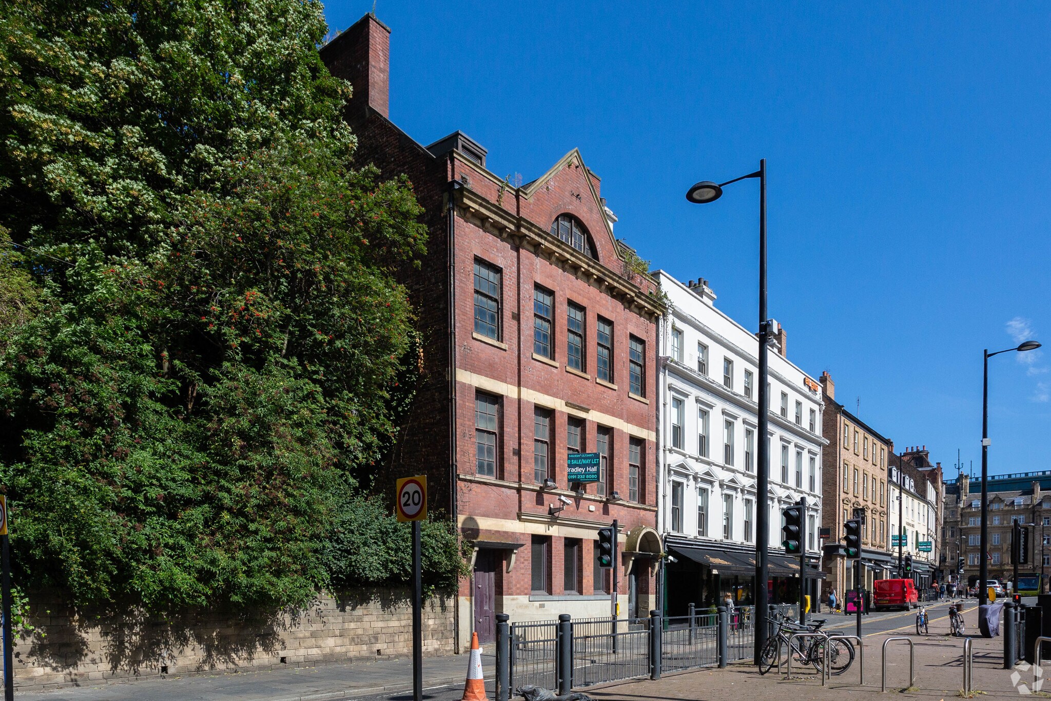 12 Close, Newcastle Upon Tyne for sale Primary Photo- Image 1 of 1