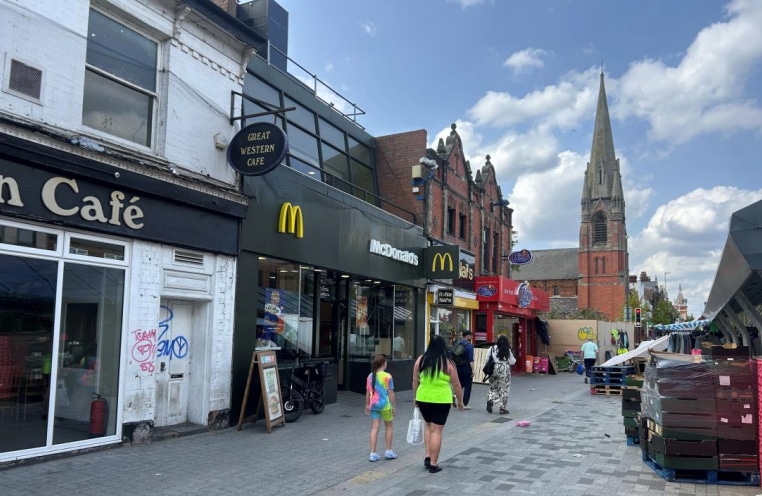 244 High St, West Bromwich to rent - Building Photo - Image 3 of 3