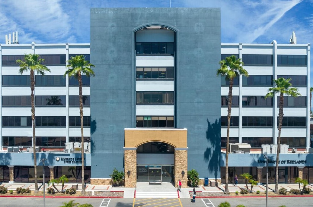 3610 Central Ave, Riverside, CA to rent Interior Photo- Image 1 of 24