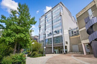 More details for 31-39 Rue Du Gouverneur Général Eboué, Issy-les-Moulineaux - Office to Rent