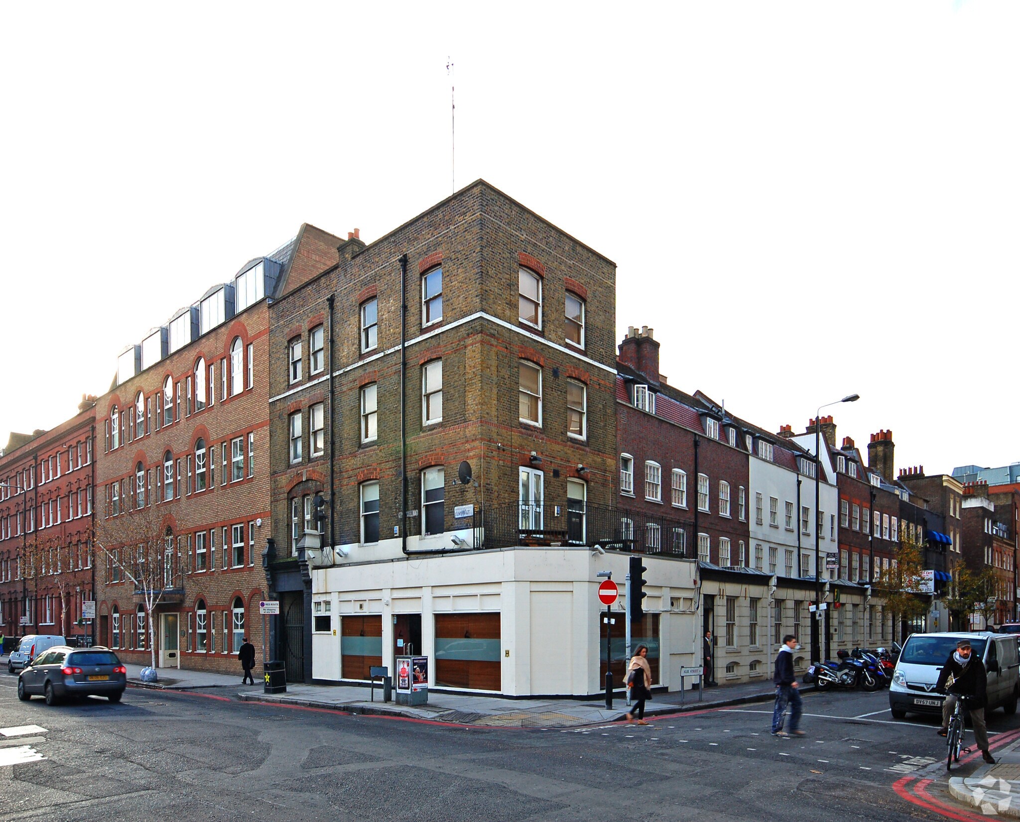 40 Leman St, London for sale Primary Photo- Image 1 of 1