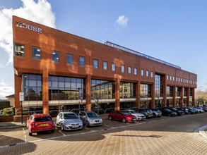 2 North Fourth St, Milton Keynes to rent Interior Photo- Image 1 of 8