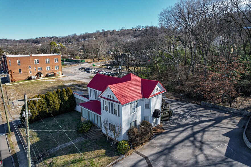 1526 Dodds Ave, Chattanooga, TN for sale - Primary Photo - Image 1 of 42