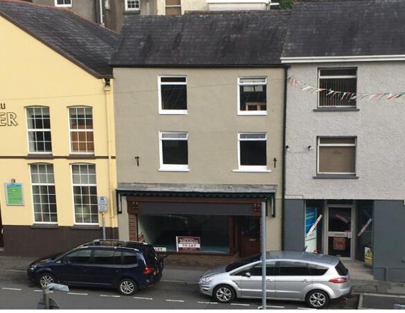 21 Blue St, Carmarthen for sale Building Photo- Image 1 of 1