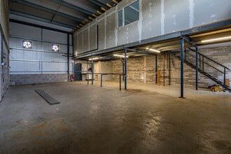 Hayes Ln, Penarth to rent Interior Photo- Image 2 of 9