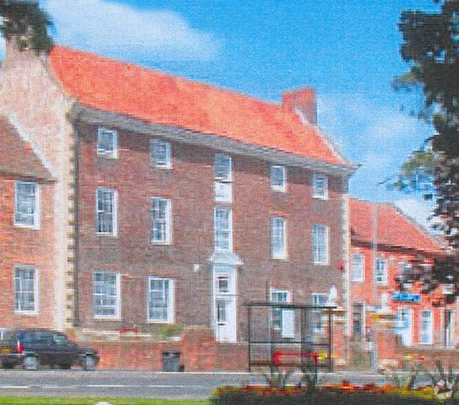 West End, Sedgefield to rent - Building Photo - Image 3 of 3