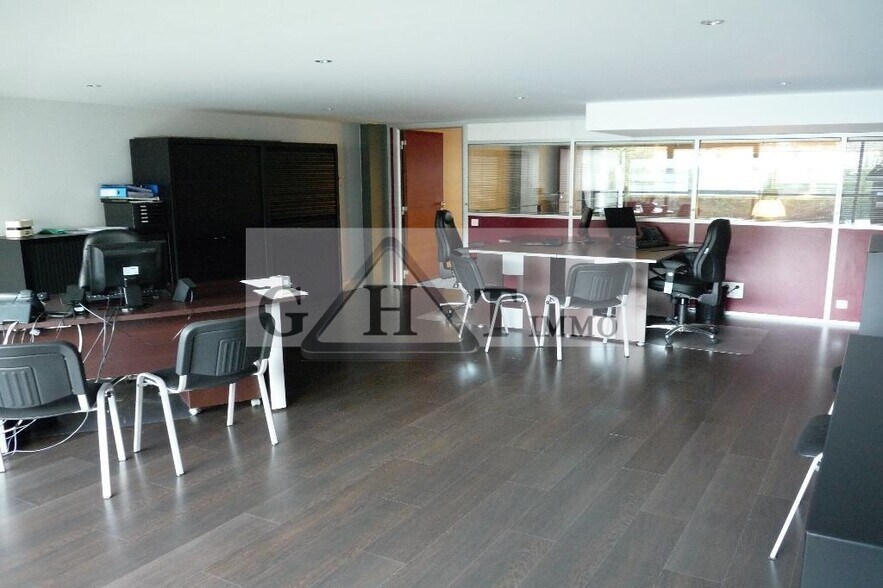 Office in Ivry-sur-Seine to rent - Interior Photo - Image 3 of 11