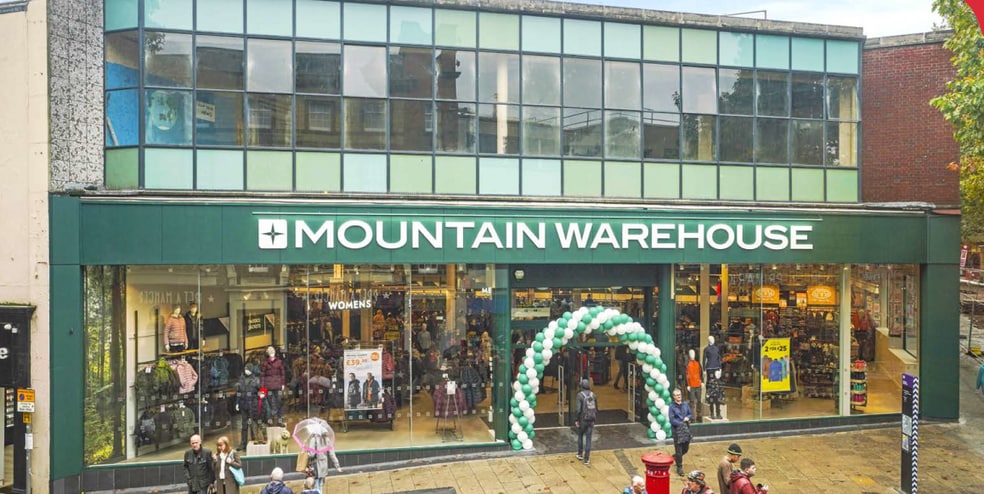 15-17 Haymarket & 2 Rampant Horse Street portfolio of 2 properties for sale on LoopNet.co.uk - Primary Photo - Image 2 of 2