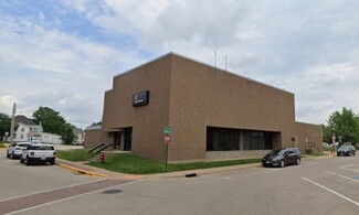 More details for 135 N Bonson St, Platteville, WI - Office for Sale