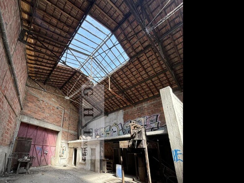 Industrial in Saint-Maur-des-Fossés to rent - Building Photo - Image 2 of 8
