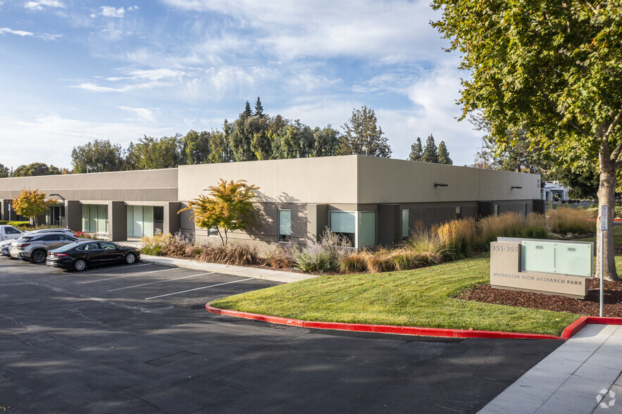 355-365 Ravendale Dr, Mountain View, CA for rent - Building Photo - Image 1 of 5