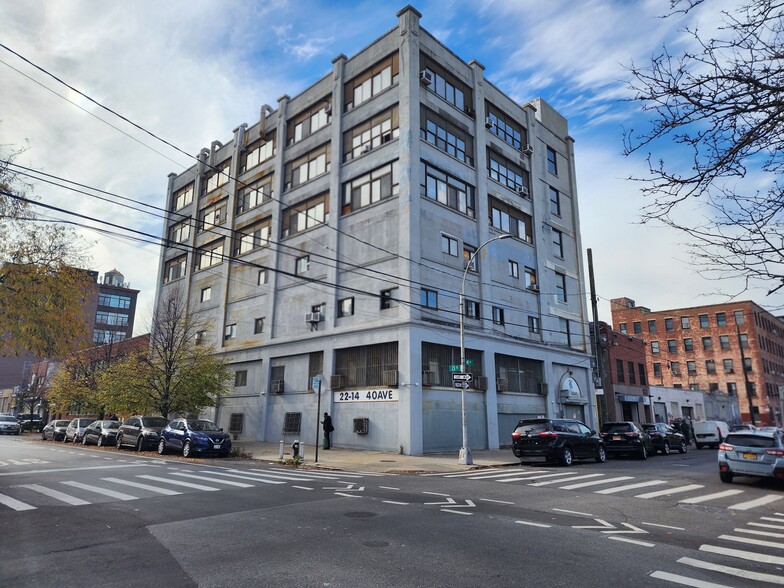 22-14 40th Ave, Long Island City, NY for rent - Building Photo - Image 1 of 3