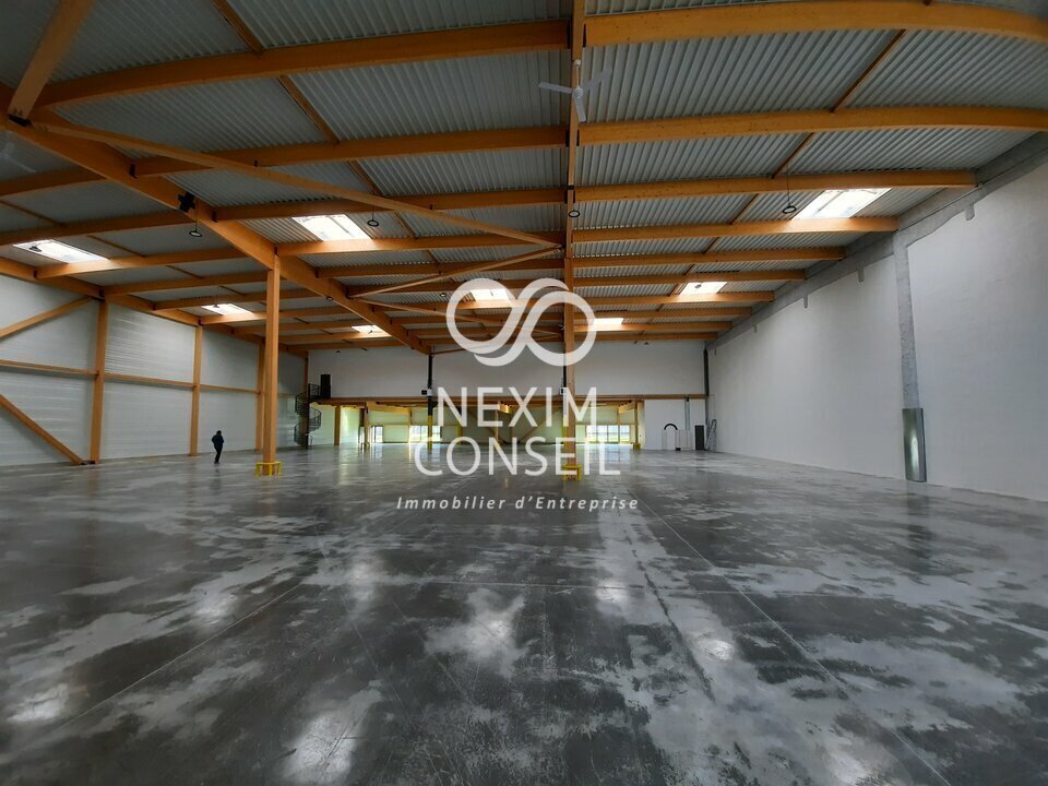 Light Industrial in Moissy-Cramayel to rent Interior Photo- Image 1 of 8