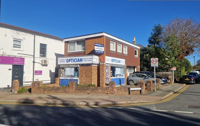 More details for 117 Walton Rd, East Molesey - Retail for Sale
