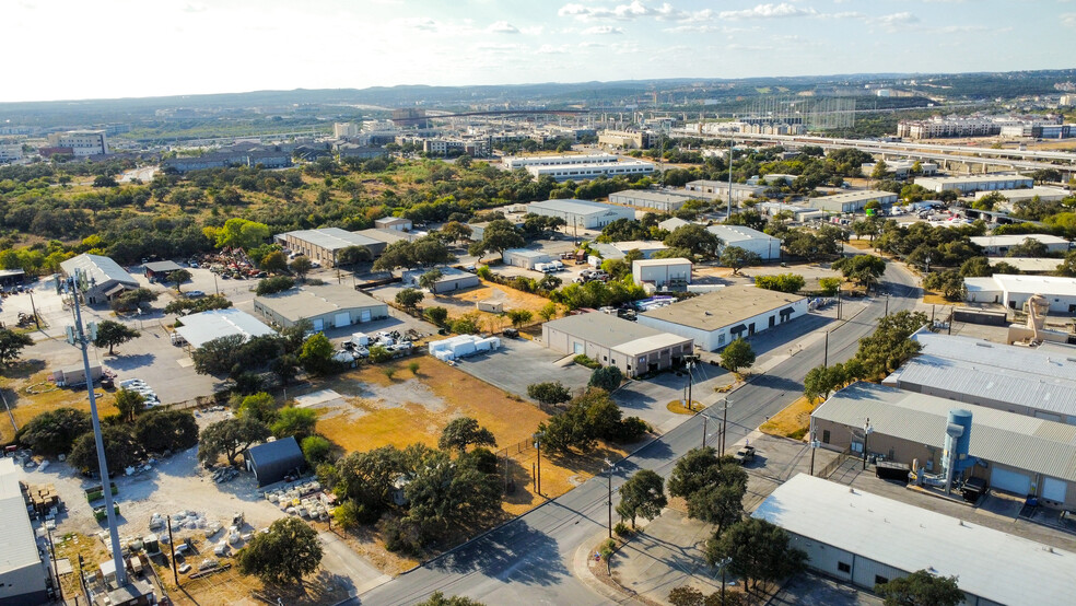 15420 Capital Port, San Antonio, TX for sale - Building Photo - Image 3 of 8