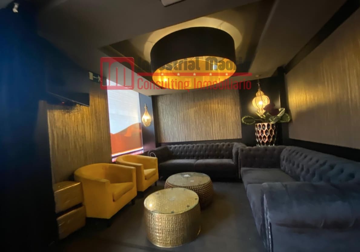 Madrid, MAD 28032 -  -  - Interior Photo - Image 1 of 4