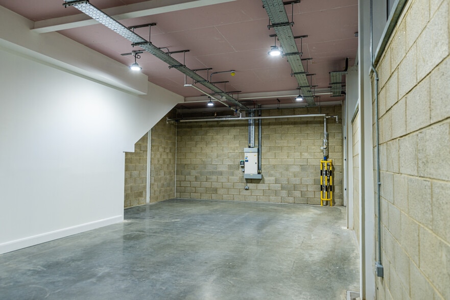 Springfield Mills, Pudsey to rent - Building Photo - Image 1 of 15