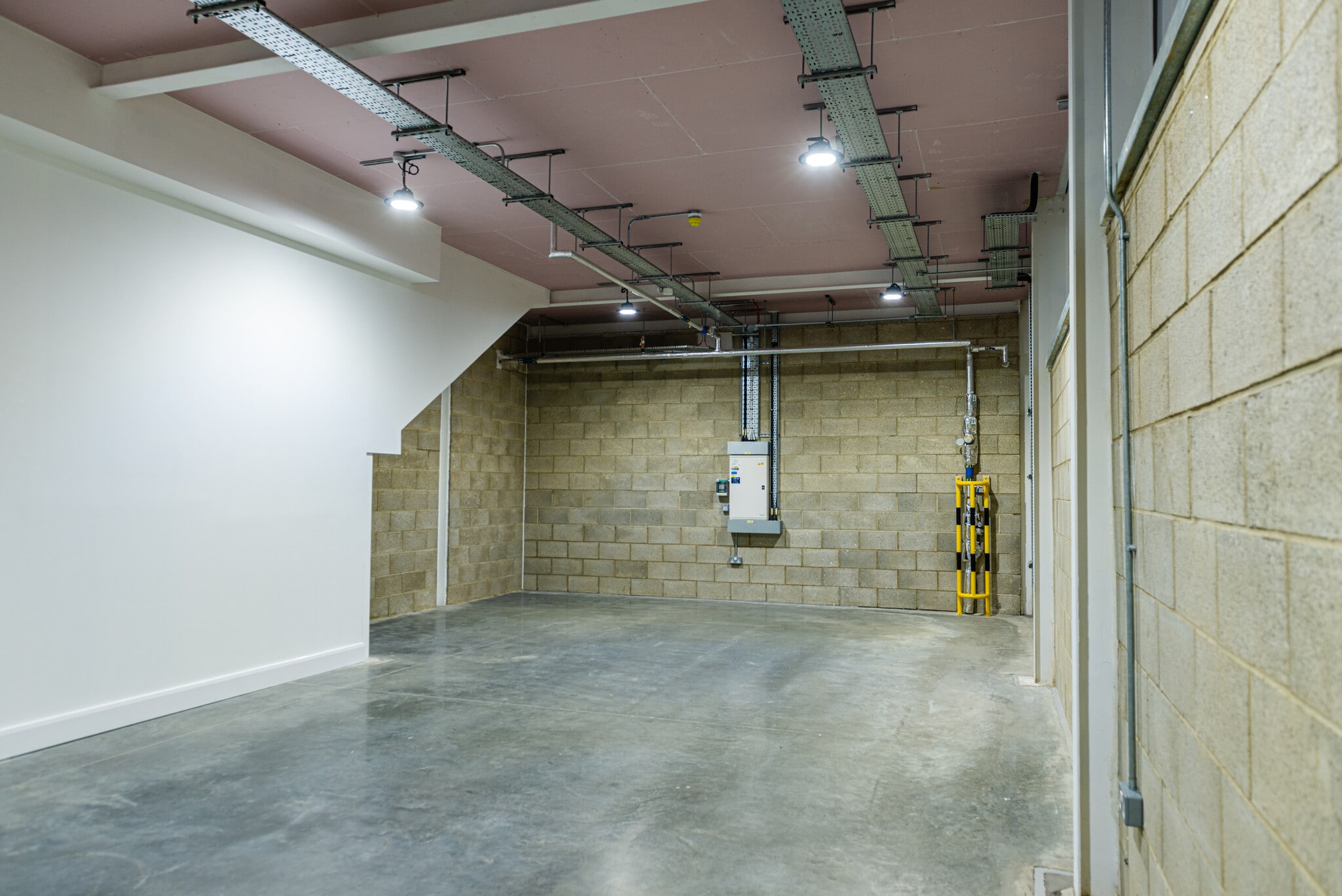 Springfield Mills, Pudsey to rent Building Photo- Image 1 of 16