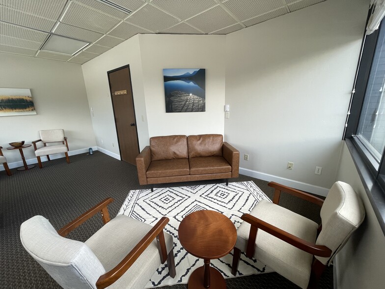 100 2nd St E, Whitefish, MT to rent - Building Photo - Image 3 of 31