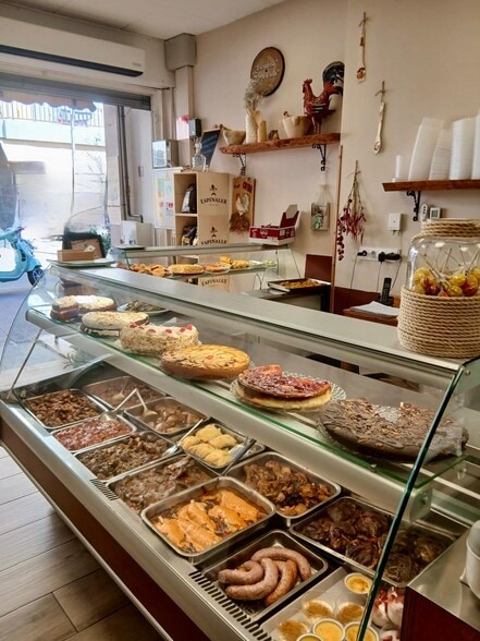 Retail in Calella, Barcelona to rent - Interior Photo - Image 3 of 3