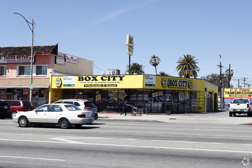 16113 Sherman Way, Van Nuys, CA for sale - Primary Photo - Image 1 of 1