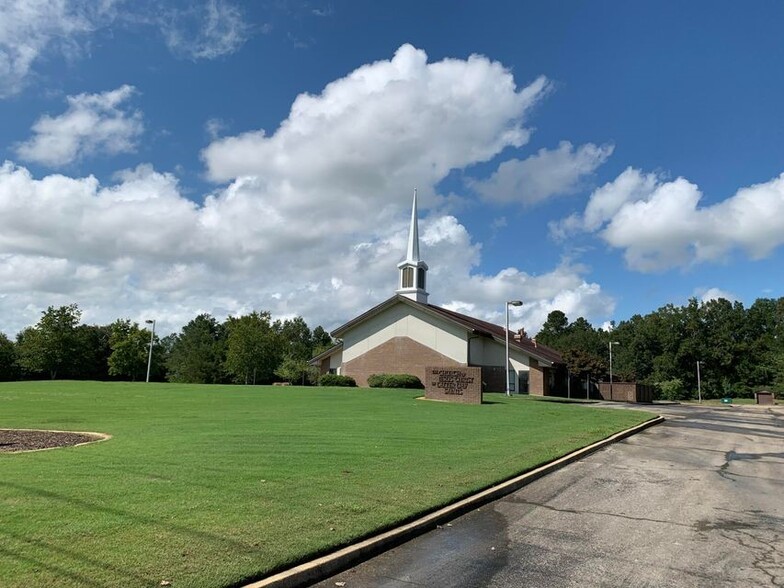 4747 E Church Hill Rd, West Point, MS for sale - Building Photo - Image 1 of 1