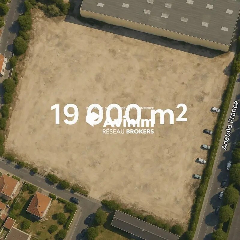 Land in La Courneuve to rent Building Photo- Image 1 of 4