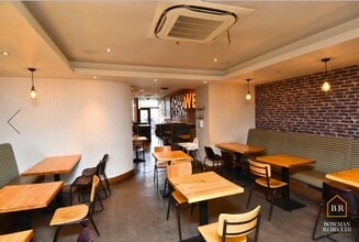 121-123 West Blackhall St, Greenock to rent Interior Photo- Image 1 of 14