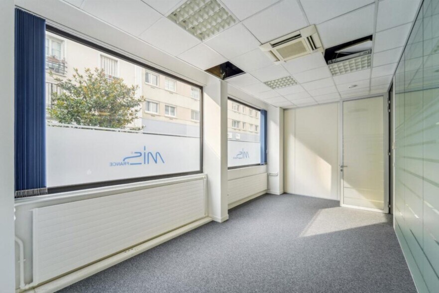41-43 Rue Aristide Briand, Levallois-Perret to rent - Interior Photo - Image 1 of 8