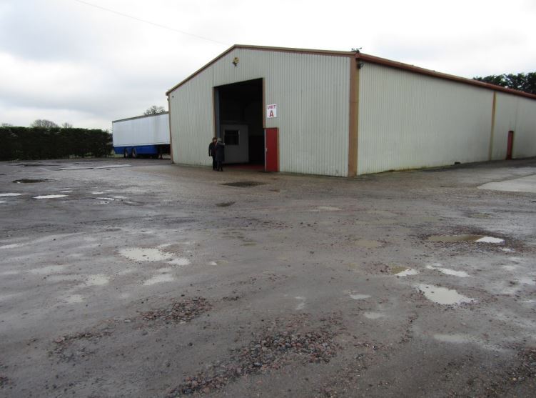 Avey Ln, Waltham Abbey for sale Primary Photo- Image 1 of 1