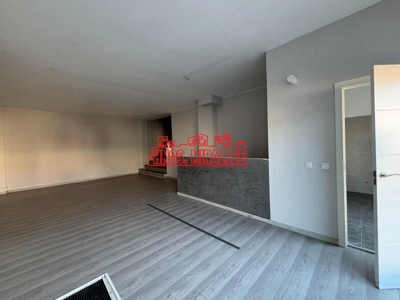 Retail in Rojales to rent - Interior Photo - Image 3 of 14