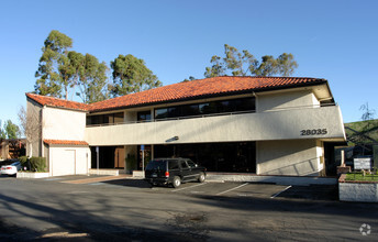 28035 Dorothy Dr, Agoura Hills, CA for rent Building Photo- Image 1 of 5