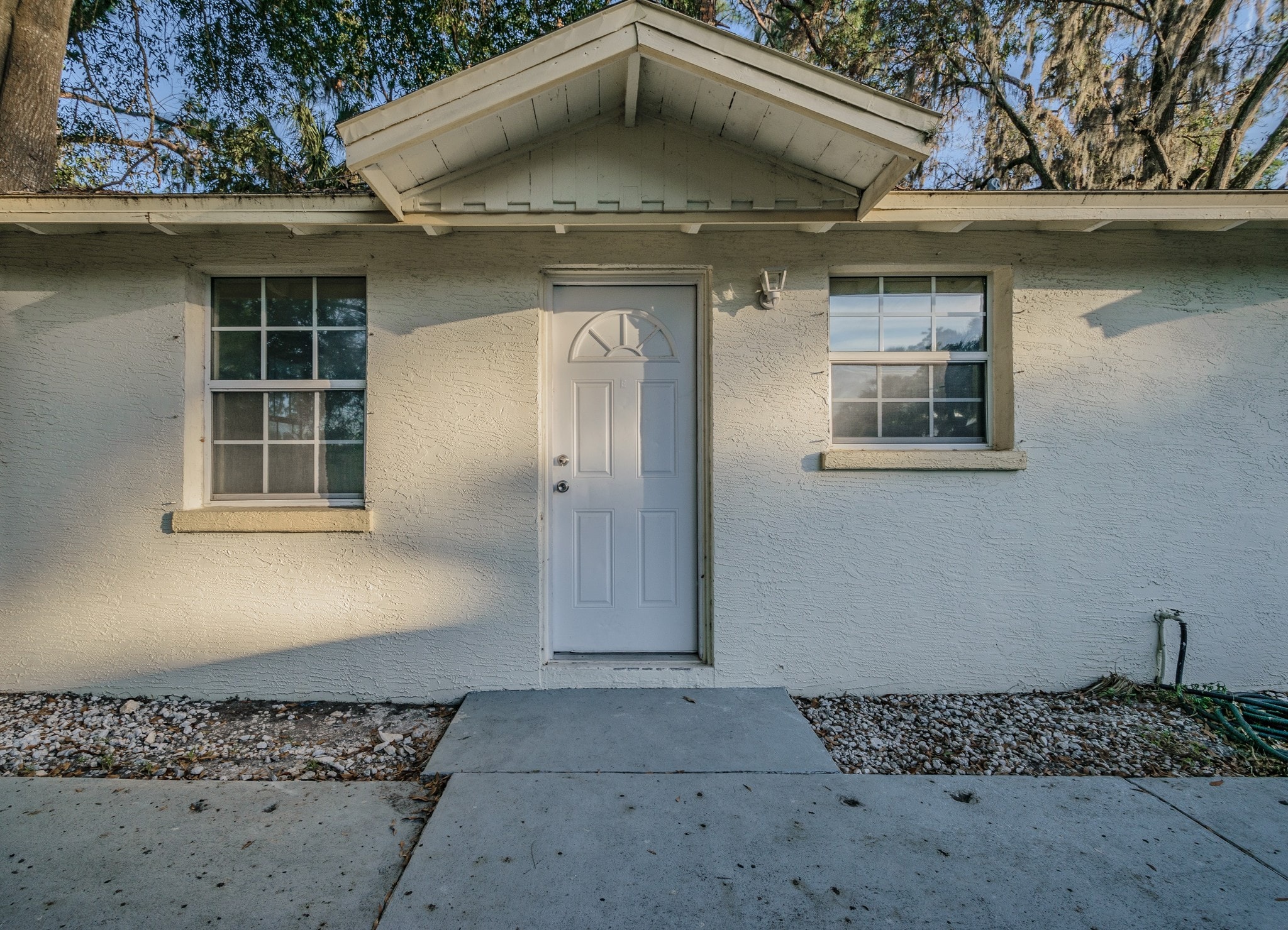 Two Commercial Assets for Sale portfolio of 2 properties for sale on LoopNet.co.uk Primary Photo- Image 1 of 3