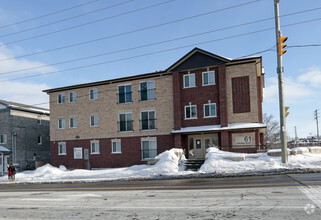 61 Columbia St W, Waterloo, ON for sale Primary Photo- Image 1 of 9