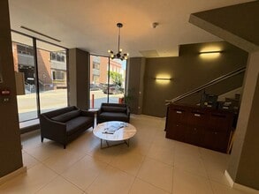 2 Jubilee Pl, London to rent Interior Photo- Image 1 of 1