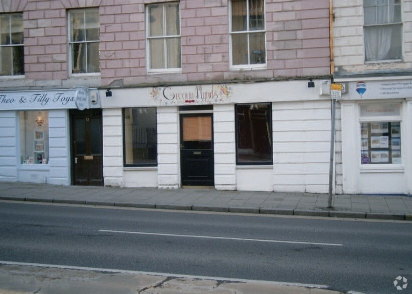 14 Charlotte St, Perth to rent - Building Photo - Image 2 of 3