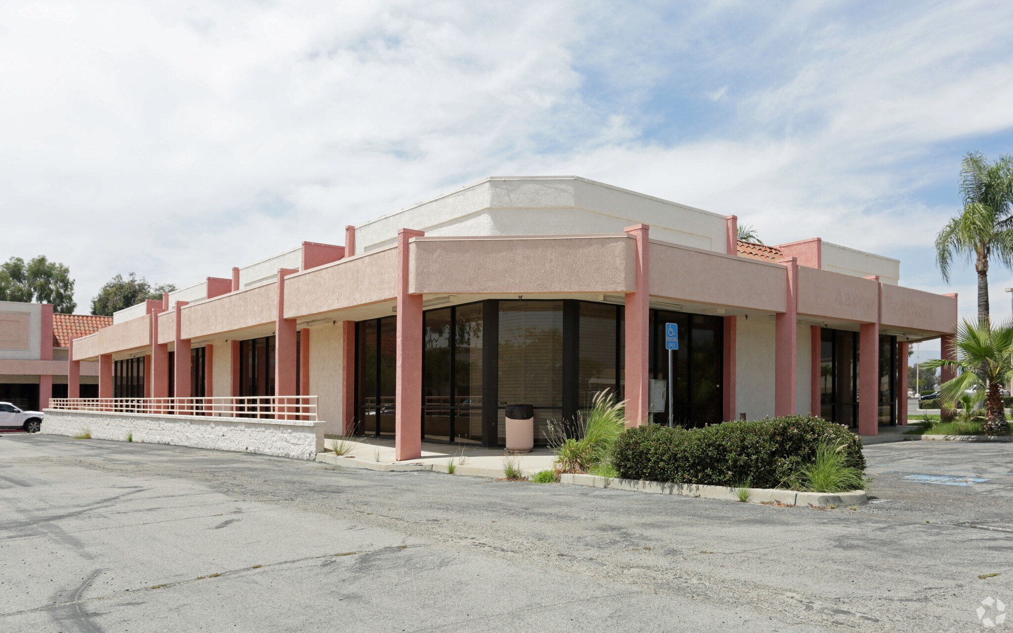 801-803 Tri City Dr, Redlands, CA for sale Primary Photo- Image 1 of 1